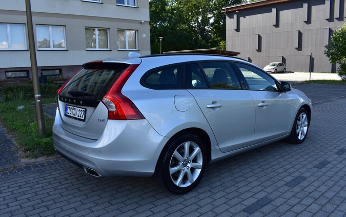 Volvo V60 cena 57900 przebieg: 162000, rok produkcji 2016 z Krzanowice małe 781